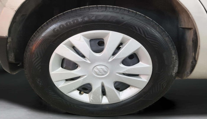 2017 Maruti Swift VDI, Diesel, Manual, 76,618 km, Right Rear Wheel