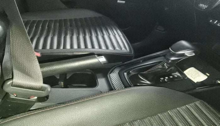 2023 KIA SONET GTX PLUS 1.5 AT, Diesel, Automatic, 72,924 km, Gear Lever