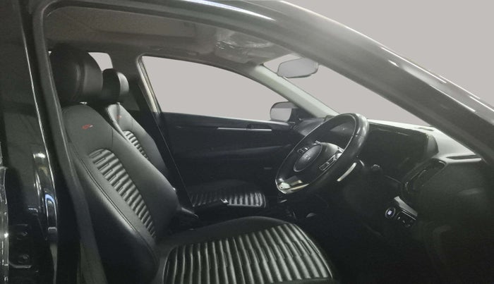 2023 KIA SONET GTX PLUS 1.5 AT, Diesel, Automatic, 72,924 km, Right Side Front Door Cabin