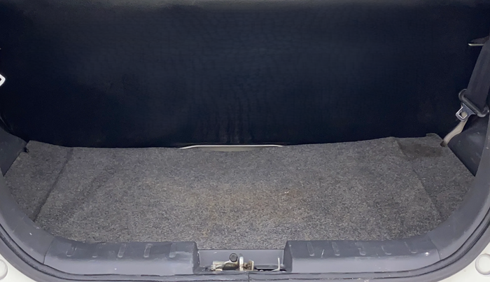 2016 Maruti Alto 800 LXI, Petrol, Manual, 61,741 km, Boot Inside