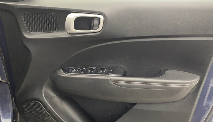 2020 Hyundai VENUE SX 1.0 (O) TURBO, Petrol, Manual, 40,753 km, Driver Side Door Panels Control