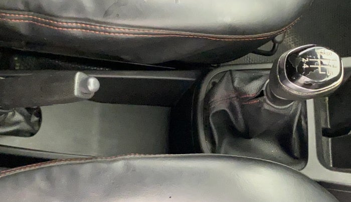 2021 Renault Kwid RXT 1.0 (O), Petrol, Manual, 42,387 km, Gear Lever