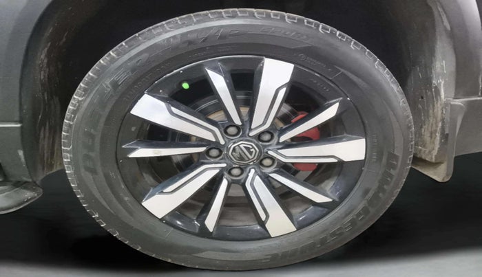 2020 MG HECTOR PLUS SHARP 2.0 DIESEL TURBO MT 6-STR, Diesel, Manual, 1,16,402 km, Left Rear Wheel