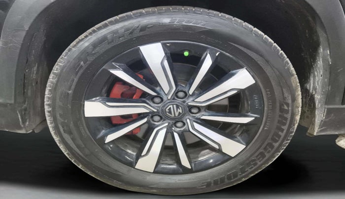 2020 MG HECTOR PLUS SHARP 2.0 DIESEL TURBO MT 6-STR, Diesel, Manual, 1,16,402 km, Left Front Wheel