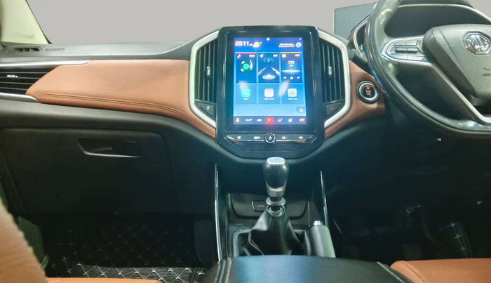 2020 MG HECTOR PLUS SHARP 2.0 DIESEL TURBO MT 6-STR, Diesel, Manual, 1,16,402 km, Air Conditioner