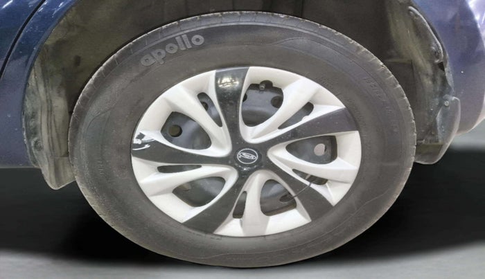 2019 Maruti Swift VXI AMT, Petrol, Automatic, 1,00,922 km, Left Rear Wheel