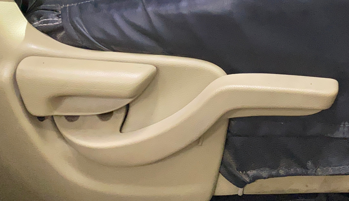 2017 Honda Brio S MT, Petrol, Manual, 24,488 km, Driver Side Adjustment Panel