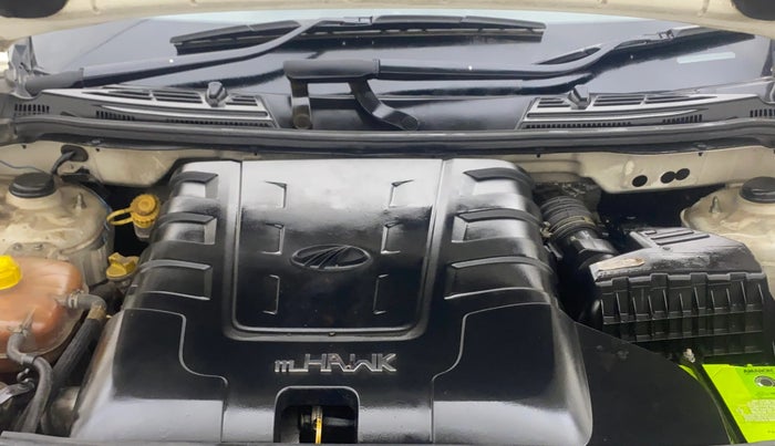 2020 Mahindra XUV500 W9, Diesel, Manual, 69,539 km, Engine View