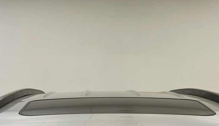 2021 Mahindra XUV500 W9, Diesel, Manual, 1,00,157 km, Moonroof/ Sunroof