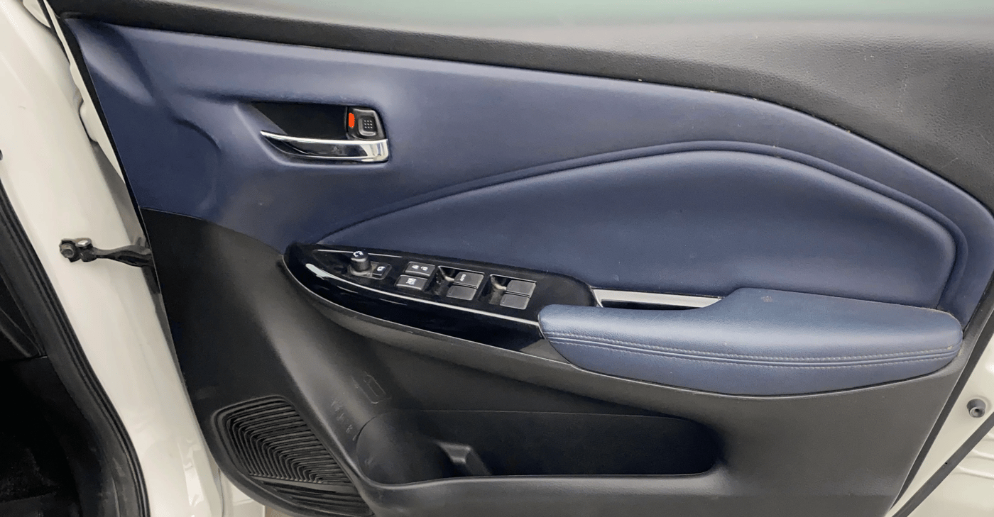 2023 Maruti Baleno ALPHA PETROL 1.2, Petrol, Manual, 35,226 km, Driver Side Door Panels Control
