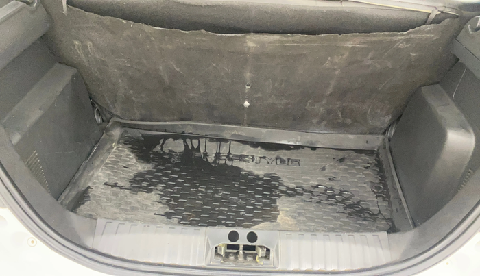 2018 Ford FREESTYLE TREND 1.2 PETROL, Petrol, Manual, 74,772 km, Boot Inside