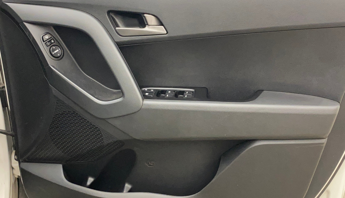 2017 Hyundai Creta SX PLUS 1.6 PETROL, Petrol, Manual, 80,223 km, Driver Side Door Panels Control