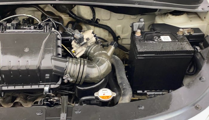 2013 Hyundai i10 MAGNA 1.1, Petrol, Manual, 76,739 km, Engine View - Left