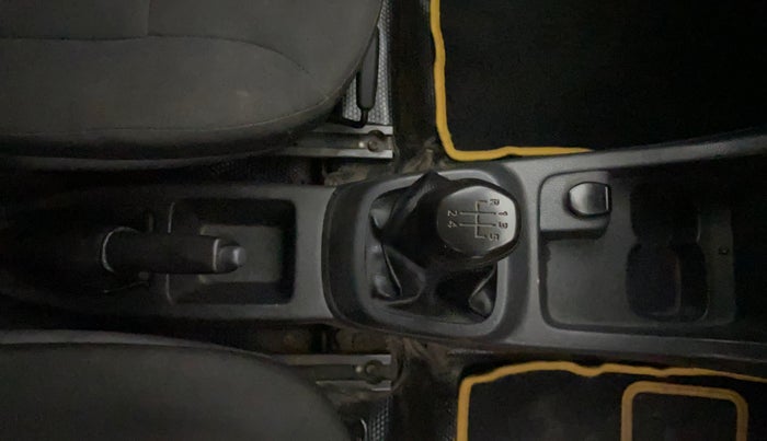 2016 Renault Kwid RXL, Petrol, Manual, 48,881 km, Gear Lever