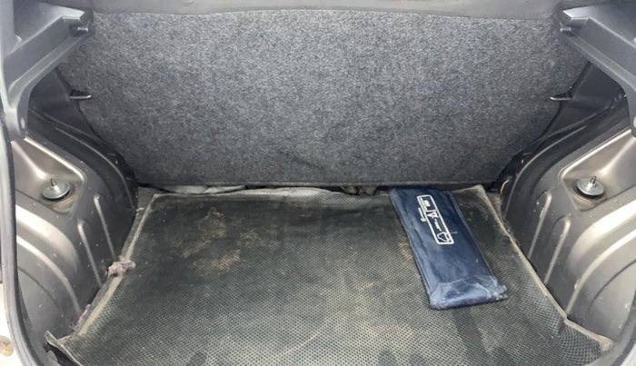 2016 Renault Kwid RXL, Petrol, Manual, 48,881 km, Boot Inside