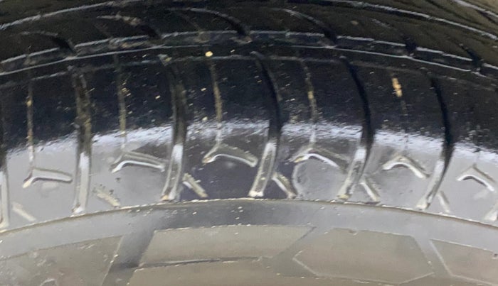 2019 Maruti New Wagon-R VXI 1.2, Petrol, Manual, 81,465 km, Right Rear Tyre Tread