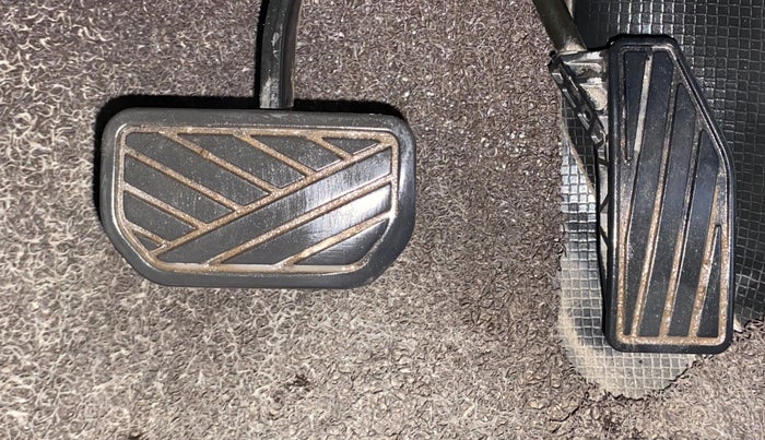 2019 Toyota Glanza V CVT, Petrol, Automatic, 66,948 km, Pedals