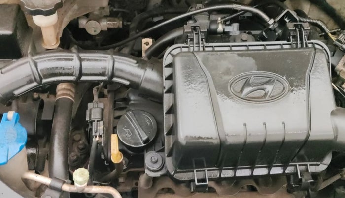 2015 Hyundai i10 SPORTZ 1.1, Petrol, Manual, 23,803 km, Engine View - Right