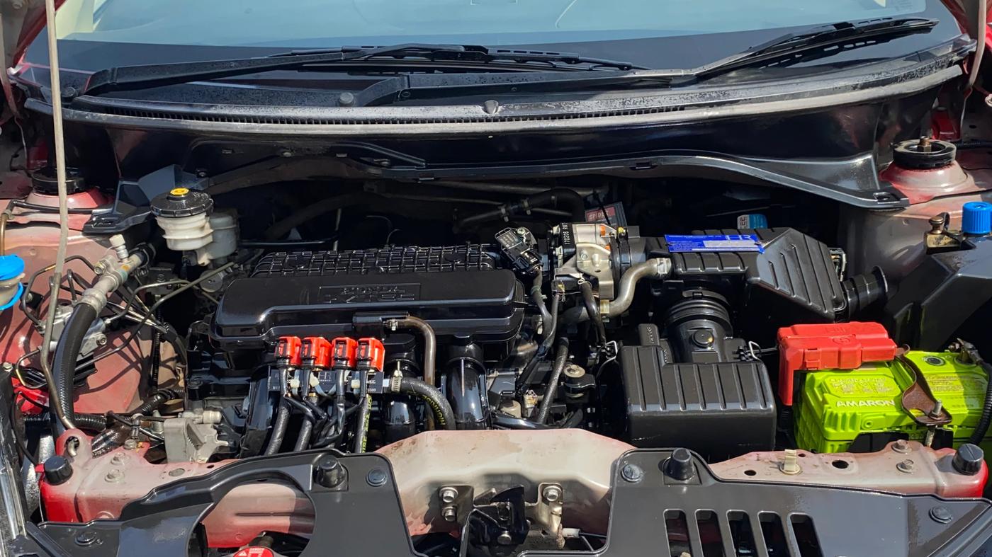 2017 Honda Brio S MT, CNG, Manual, 47,645 km, Engine View