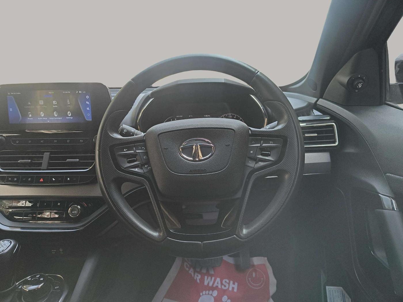 2022 Tata Harrier XZA PLUS 2.0L, Diesel, Automatic, 47,597 km, Steering Wheel Close Up
