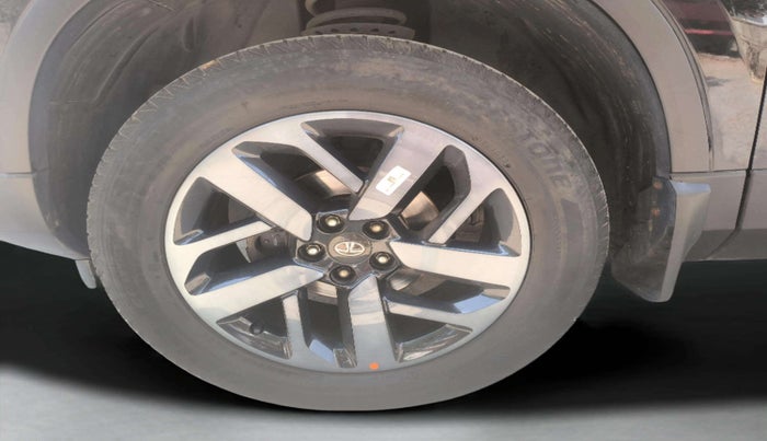 2022 Tata Harrier XZA PLUS 2.0L, Diesel, Automatic, 47,597 km, Left Front Wheel