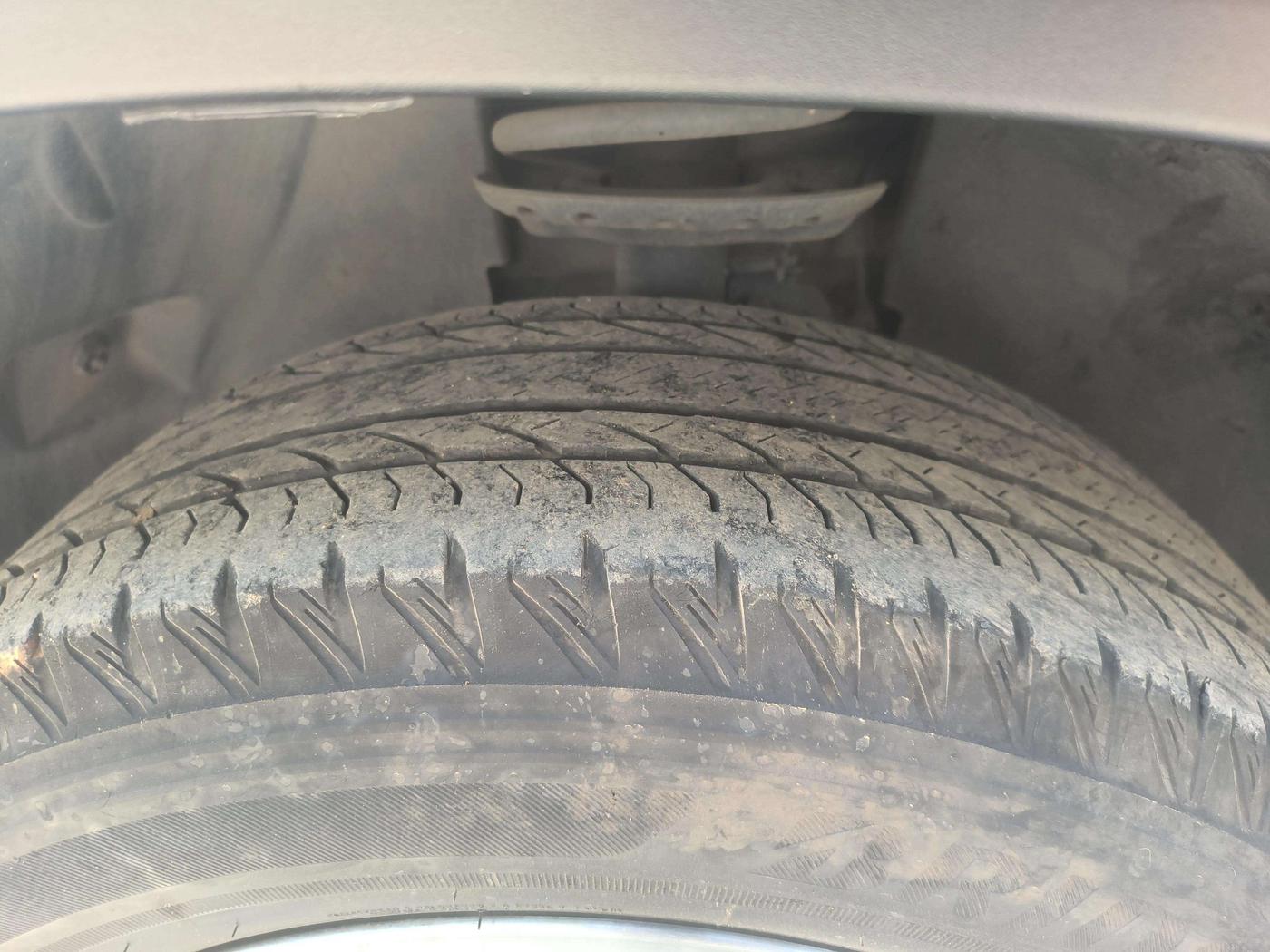 2022 Tata Harrier XZA PLUS 2.0L, Diesel, Automatic, 47,597 km, Right Front Tyre Tread