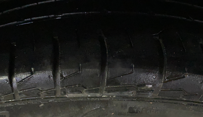 2021 Nissan Kicks XV 1.5, CNG, Manual, 60,491 km, Left Rear Tyre Tread