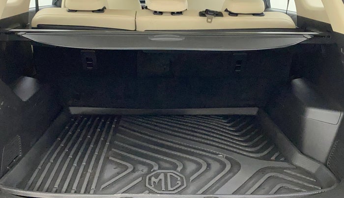 2023 MG HECTOR SAVVY PRO 1.5 TURBO CVT PETROL, Petrol, Automatic, 16,486 km, Boot Inside