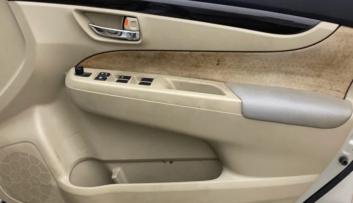 2018 Maruti Ciaz DELTA 1.4 MT PETROL, Petrol, Manual, 79,242 km, Driver Side Door Panels Control