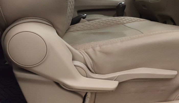 2023 Maruti Ertiga ZXI (O) CNG, CNG, Manual, 56,819 km, Driver Side Adjustment Panel