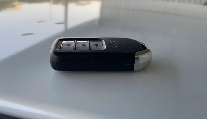 2022 Honda City 1.5L I-VTEC V MT 5TH GEN, Petrol, Manual, 37,980 km, Key Close Up