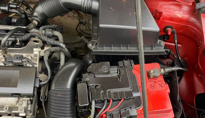 2014 Volkswagen Polo COMFORTLINE 1.2L, Petrol, Manual, 77,024 km, Engine View - Left