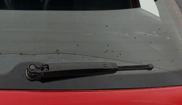 2014 Volkswagen Polo COMFORTLINE 1.2L, Petrol, Manual, 77,024 km, Rear Wiper