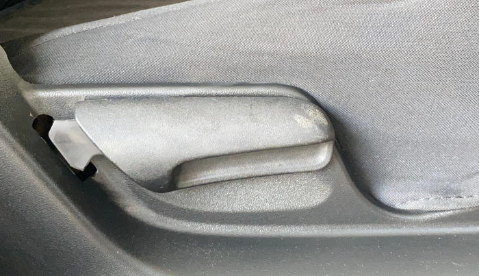 2016 Maruti Swift VXI, Petrol, Manual, 98,595 km, Driver Side Adjustment Panel