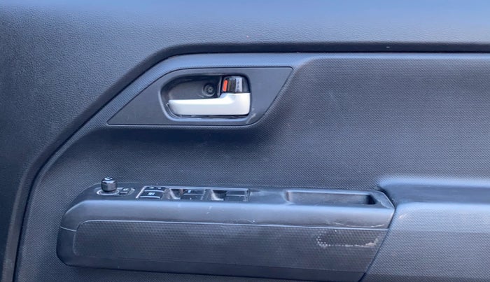 2019 Maruti New Wagon-R ZXI 1.2 AMT, Petrol, Automatic, 85,022 km, Driver Side Door Panels Control