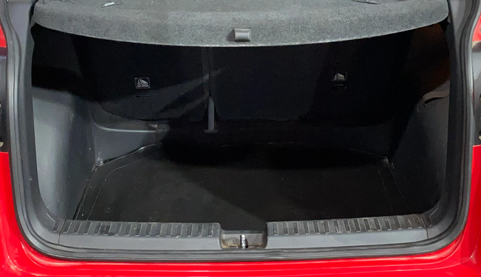 2023 Skoda KUSHAQ STYLE 1.0L TSI AT (6 AIRBAGS), Petrol, Automatic, 15,828 km, Boot Inside