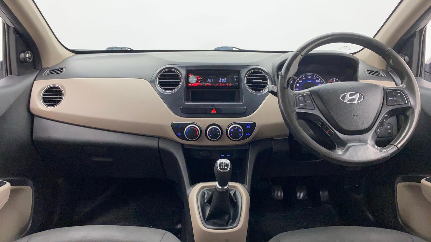 2014 Hyundai Grand i10 ASTA 1.2 KAPPA VTVT, Petrol, Manual, 1,24,531 km, Dashboard