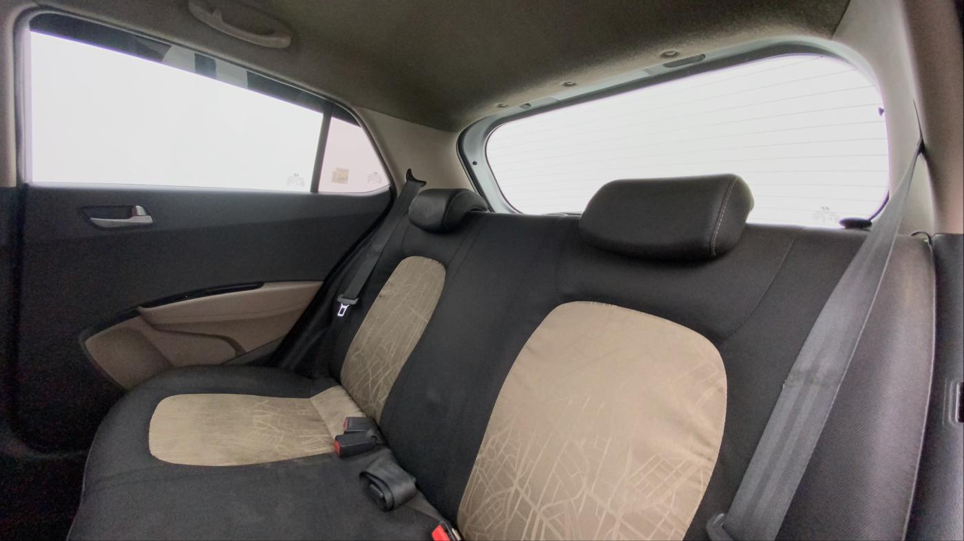 2014 Hyundai Grand i10 ASTA 1.2 KAPPA VTVT, Petrol, Manual, 1,24,531 km, Right Side Rear Door Cabin