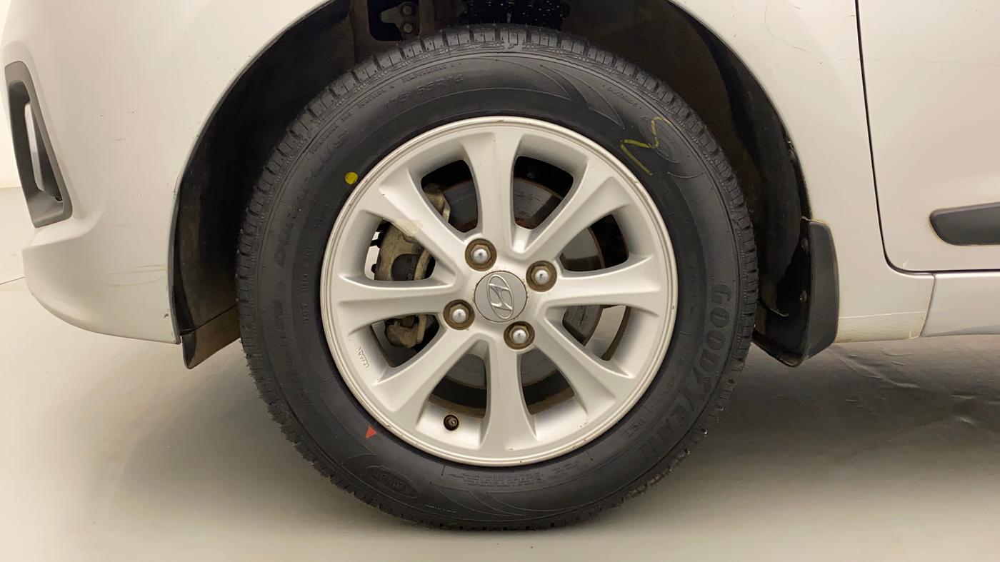2014 Hyundai Grand i10 ASTA 1.2 KAPPA VTVT, Petrol, Manual, 1,24,531 km, Left Front Wheel
