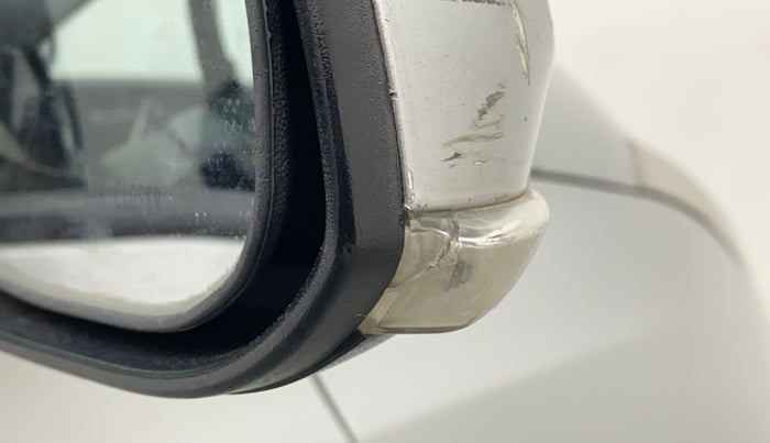 2014 Hyundai Grand i10 ASTA 1.2 KAPPA VTVT, Petrol, Manual, 1,24,531 km, Right rear-view mirror - Indicator light has minor damage