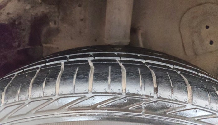 2019 Tata NEXON XZA PLUS PETROL, Petrol, Automatic, 32,495 km, Right Rear Tyre Tread