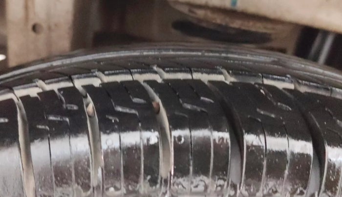 2018 Maruti Alto 800 LXI, Petrol, Manual, 39,309 km, Right Rear Tyre Tread