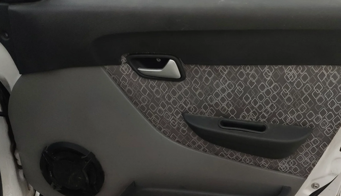 2018 Maruti Alto 800 LXI, Petrol, Manual, 39,309 km, Driver Side Door Panels Control