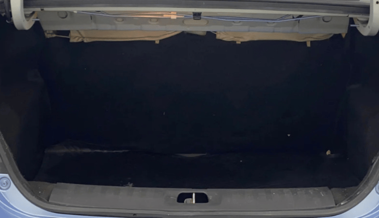 2016 Maruti Swift Dzire VXI, Petrol, Manual, 35,443 km, Boot Inside