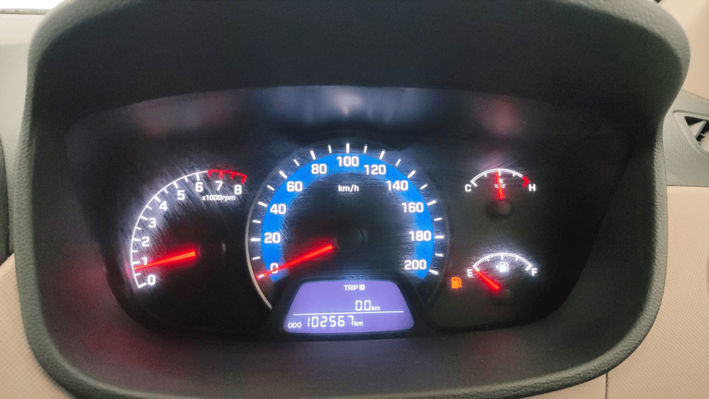 2014 Hyundai Xcent S 1.2, Petrol, Manual, 1,02,555 km, Odometer Image