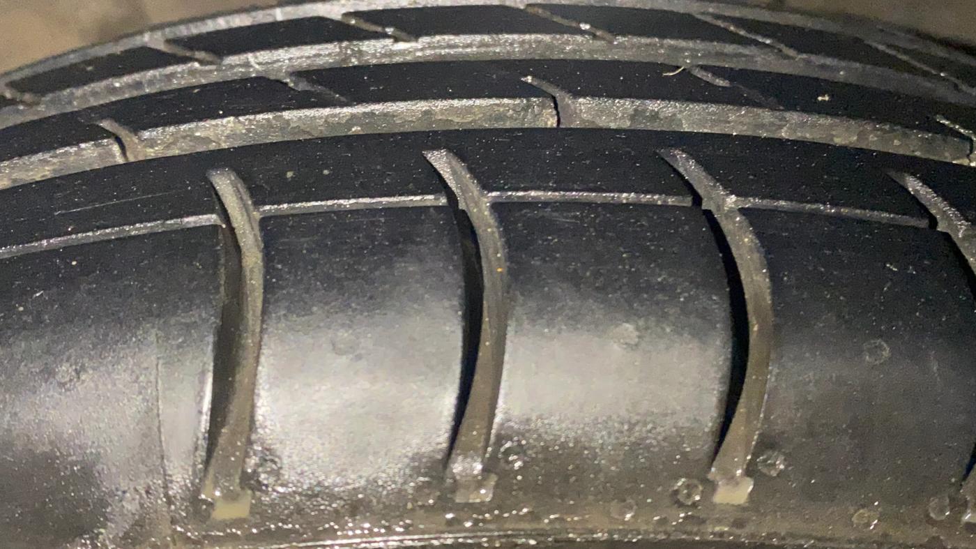 2018 Hyundai Xcent SX 1.2, Petrol, Manual, 48,133 km, Left Front Tyre Tread