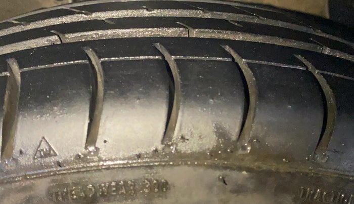 2018 Hyundai Xcent SX 1.2, Petrol, Manual, 48,169 km, Right Front Tyre Tread