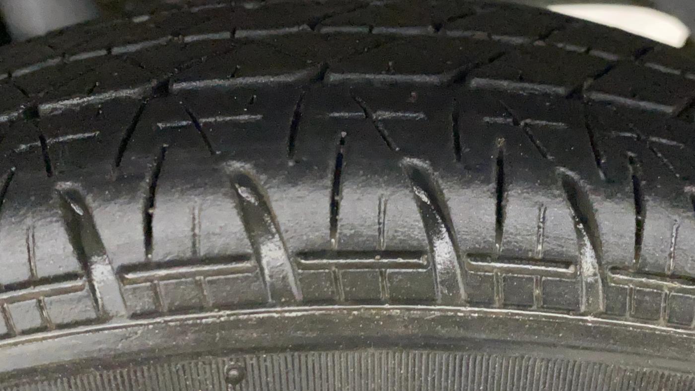 2021 Maruti Alto VXI, Petrol, Manual, 50 km, Left Rear Tyre Tread