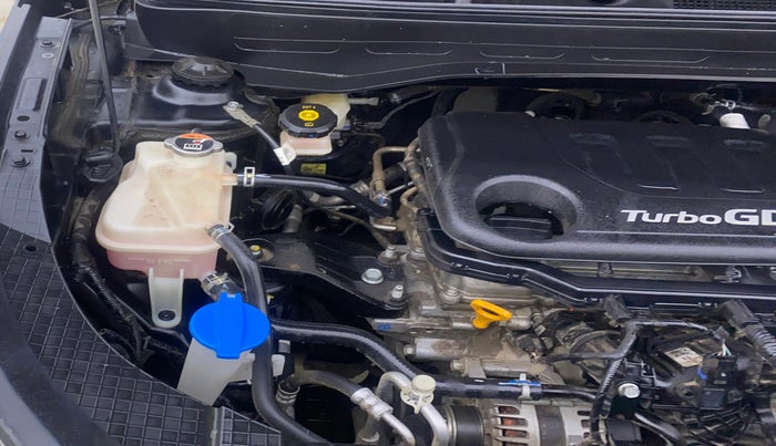 2023 Hyundai VENUE SX(O) 1.0 Turbo DCT Knight Edition, Petrol, Automatic, 20,866 km, Engine View - Right