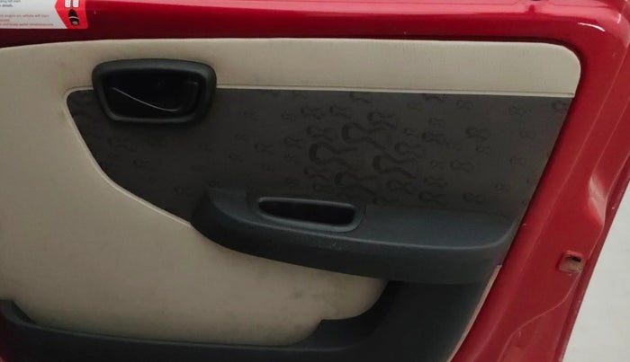 2016 Tata Nano TWIST XTA, Petrol, Automatic, 16,800 km, Driver Side Door Panels Control